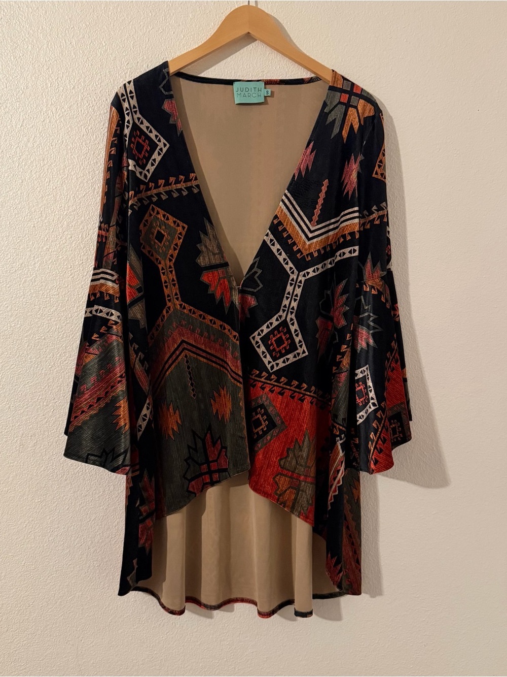 Judith March Black Open-Front Aztec Tunic with Red & Tan Accents